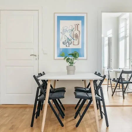 Vagen - A Haven In Centrum Apartment *